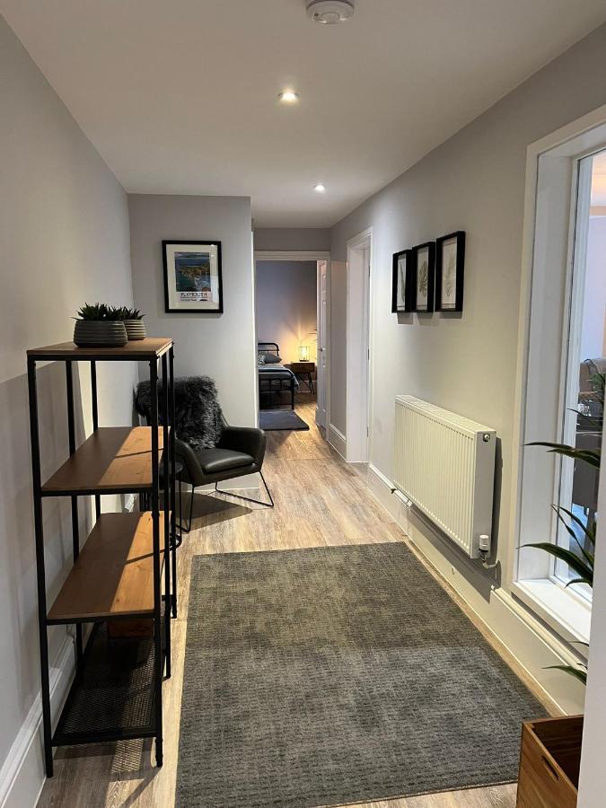 Apartment Two Bed Garden On The