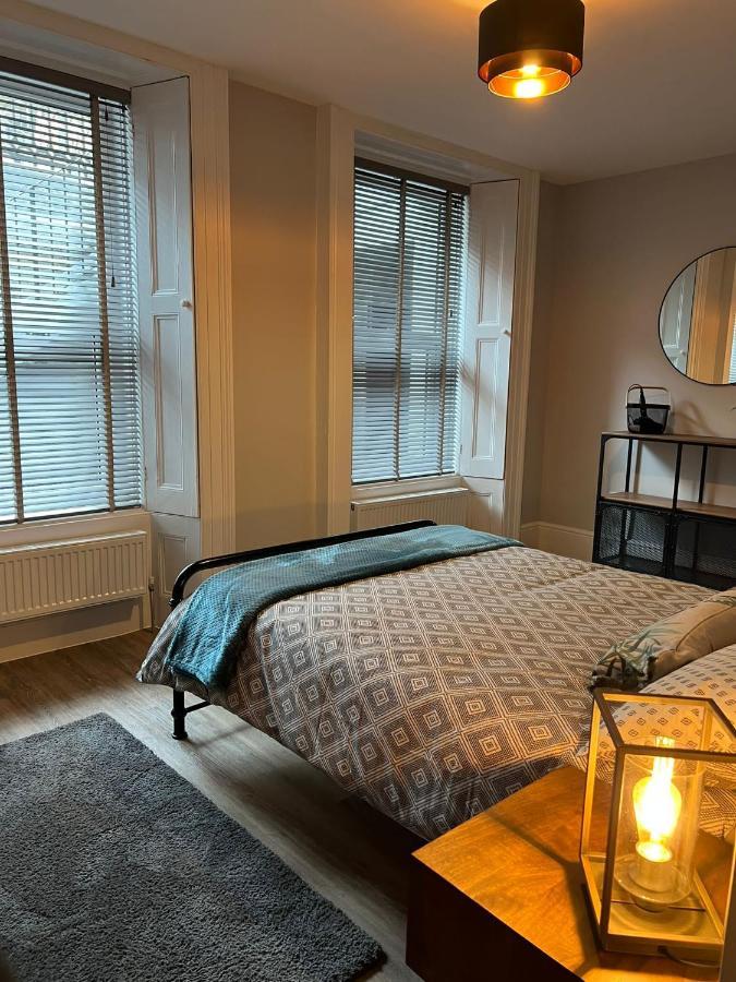 Apartment Two Bed Garden On The